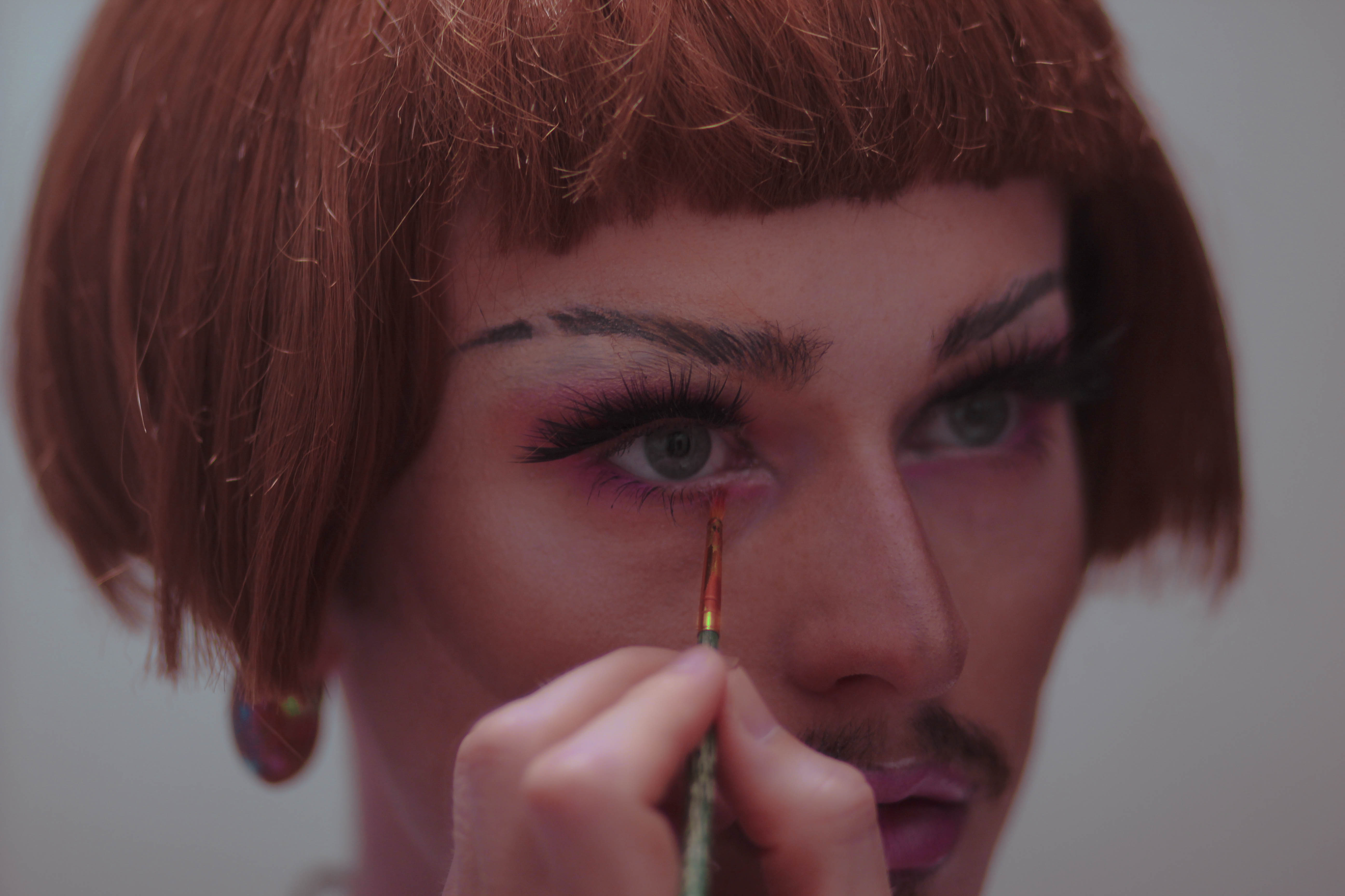 Marilyn Monoï ©Romain – Maquillage drag